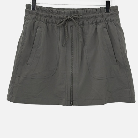 Athleta Expedition Zip Front Skort in Herb Olive - Size 6 - Picture 4 of 9